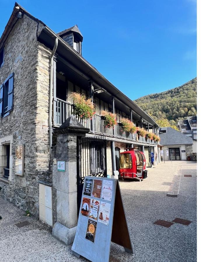Appt T2 4 Pers Saint Lary Centre Village Parking Buitenkant foto